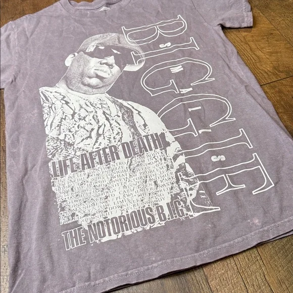 The Notorious B.I.G. Band Tee Distressed size small - Picture 2 of 8